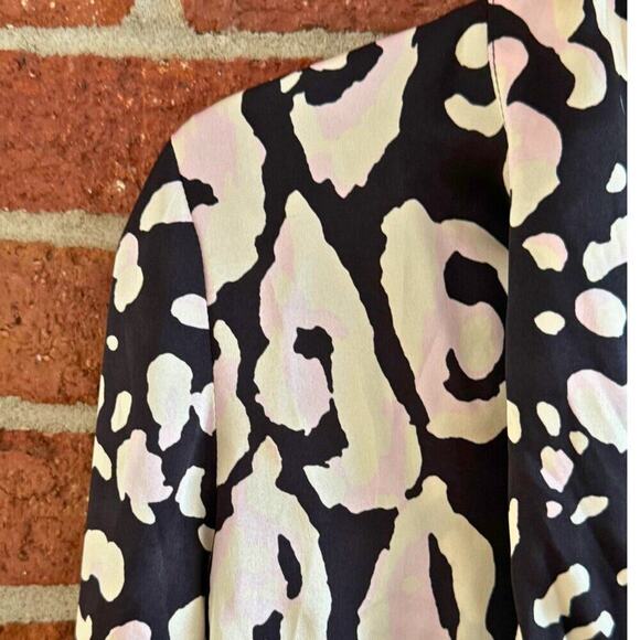 Julie Brown Abstract Animal Print Wrap Blouse NWT - Picture 3 of 7